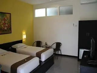Hotel The Village 3*